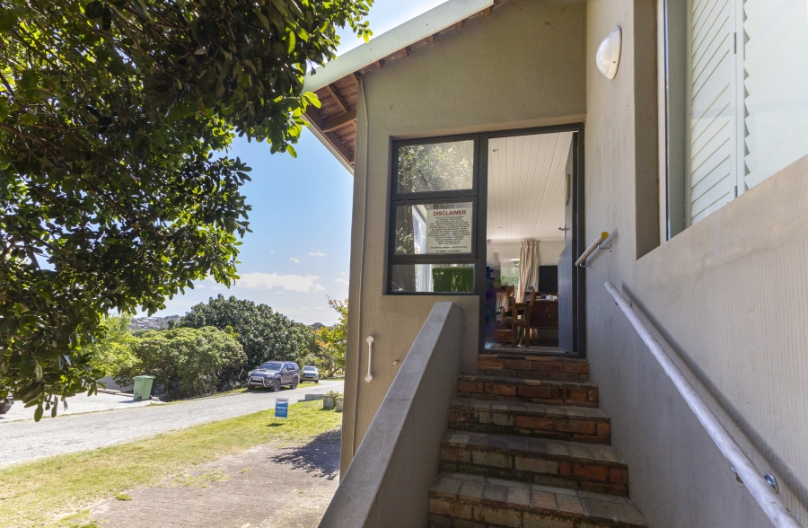 4 Bedroom Property for Sale in Seafield Eastern Cape